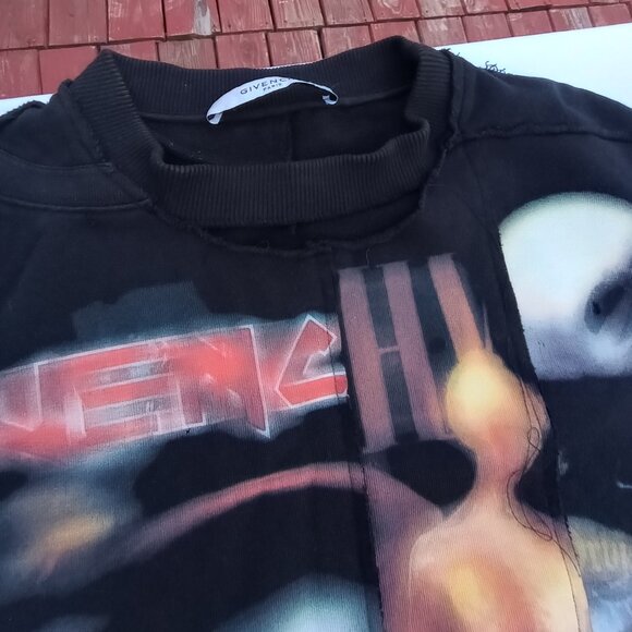 Givenchy Black Heavy Metal Print Distressed Sweatshirt size large - Picture 3 of 16